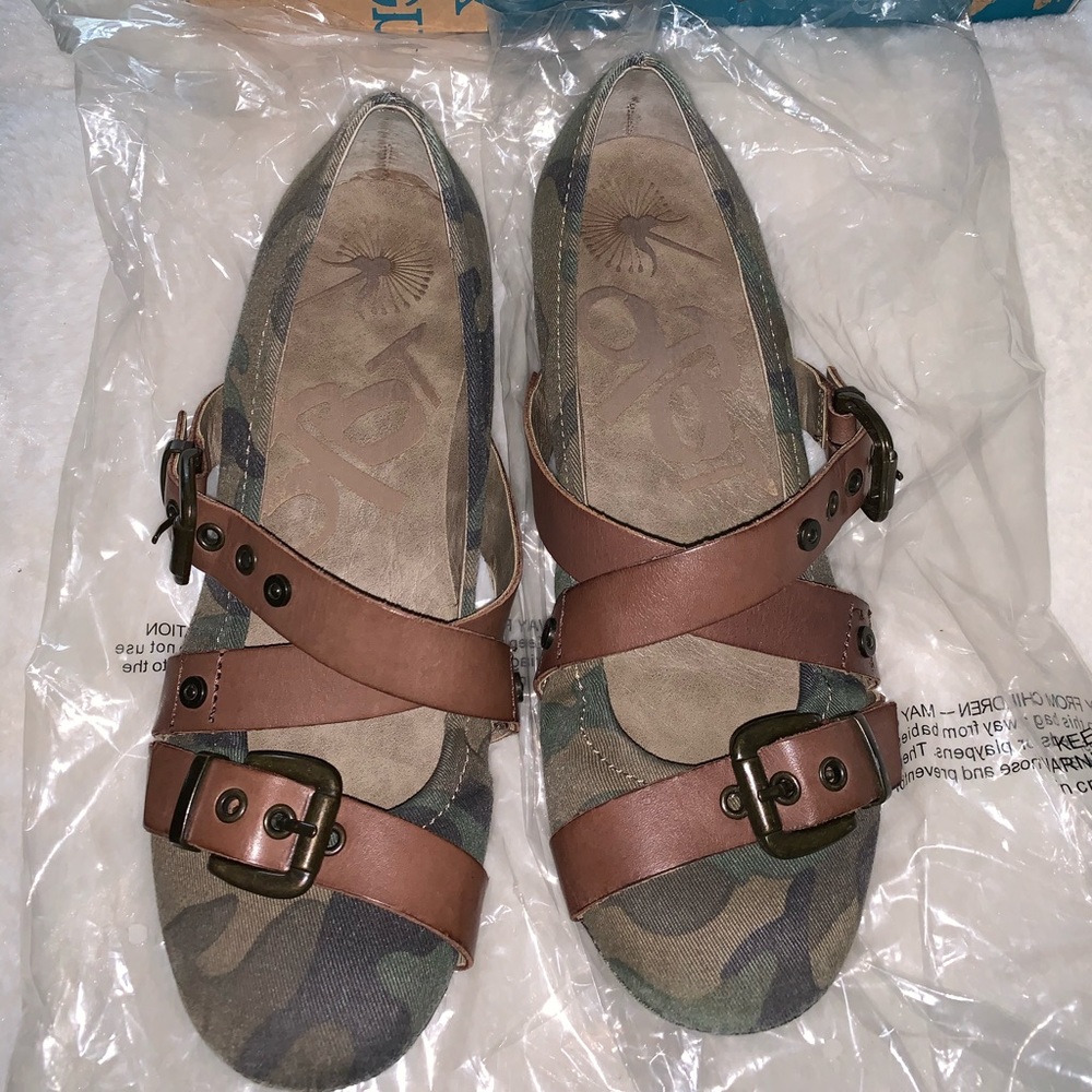 OTBT camo shoes